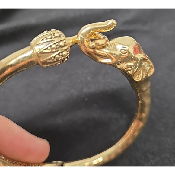 Lucky Brand Hobo Ethnic Cuff Bracelet Gold Tone Elephant Head Hinged - Picture 3 of 9